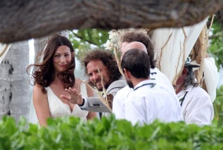 The wedding of Eddie Vedder Vogue.it