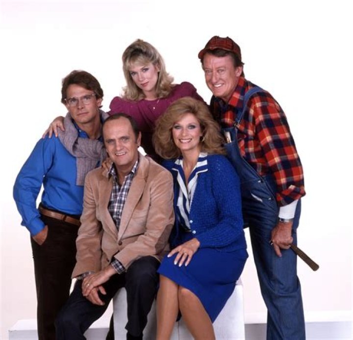 Tom Griswold WFBQ: Bio, Wiki, Age, Family, Sister, Wife, Kelly McCarthy, Laura Steele, Net Worth and The Bob &amp; Tom Show