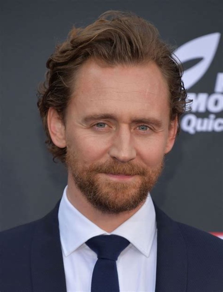Tom Hiddleston's Height & Weight