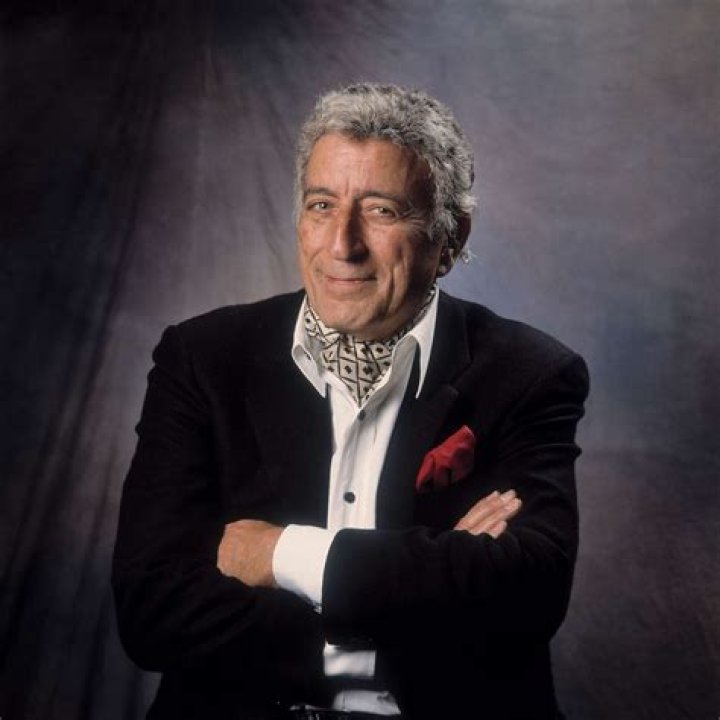 Tony Beloved Standards Crooner Who Bridged Generations, Dead
