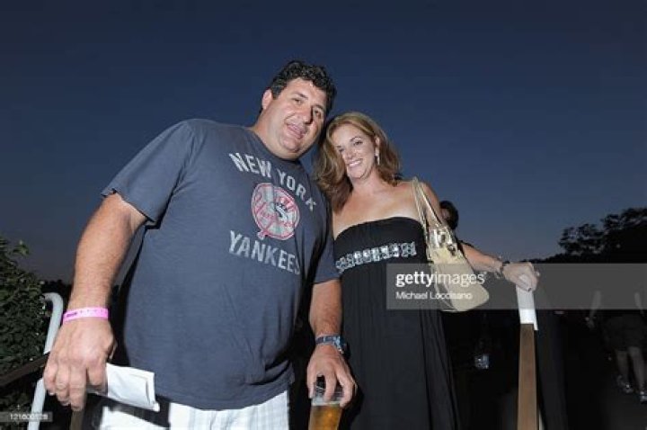Tony Siragusa Wife Who Is Kathy Giacalone?