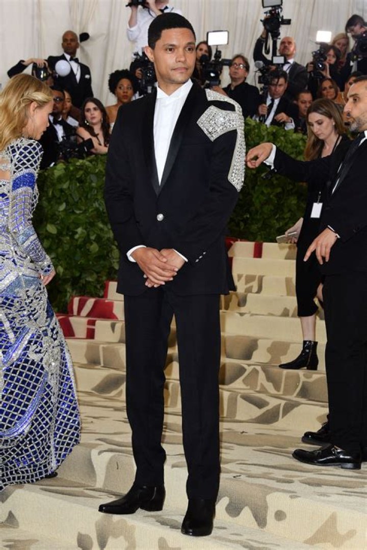 Trevor Noah Met Gala Red Carpet Trevor Noah Things To Know About The