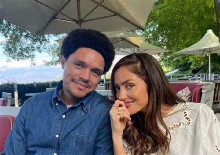 Trevor Noah spotted on dating app Raya dubbed 'Tinder for celebrities' Daily Mail Online