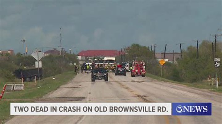 Twovehicle crash in Brownsville leaves 1 dead, 1 in critical condition