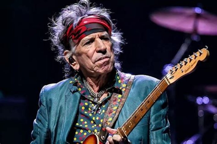Unraveling The Wealth Of A Rock Icon: Keith Richards Net Worth