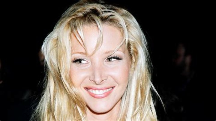 Unveiling Lisa Kudrow's Net Worth 2023: A Journey Of Success