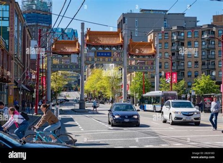 Vancouver Chinatown Millennium Gate, 26 W Pender St, Vancouver, BC V6B 1R3