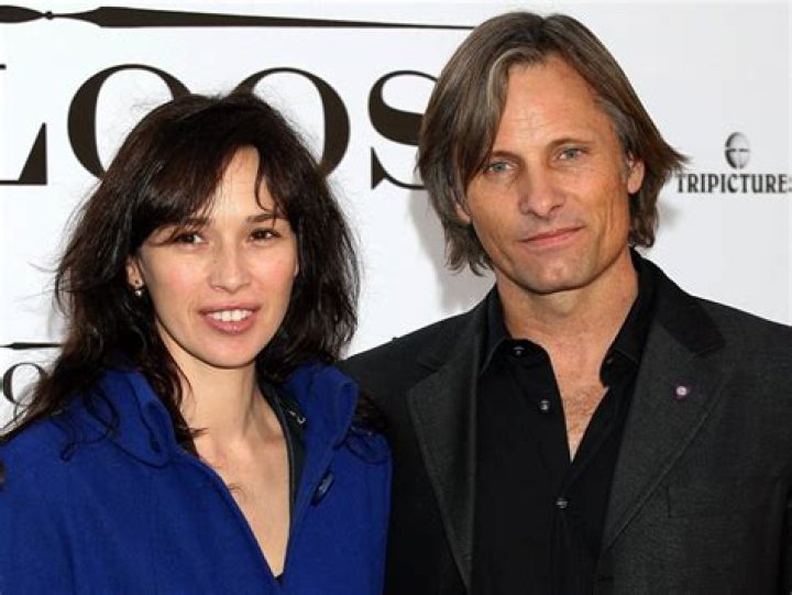 Viggo Mortensen y Ariadna Gil Elsa Pataky, Viggo Mortensen, Selleck