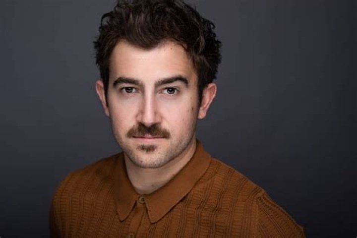 Vincent Martella (Walking Dead) Bio Net Worth, Wife, Height