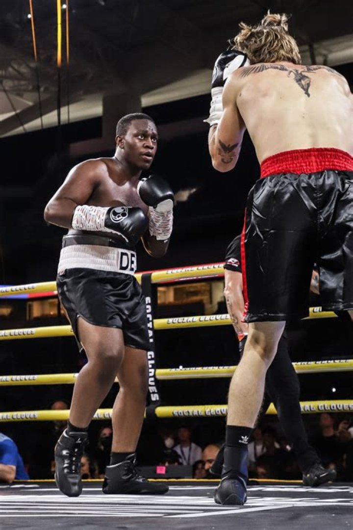 Vinnie Hacker Boxing Profile, Record, Stats, News & Next Fight
