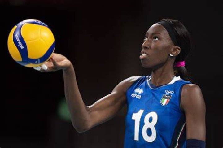 Volleyball player Ana Paula dies at the age of 29 after cancer battle