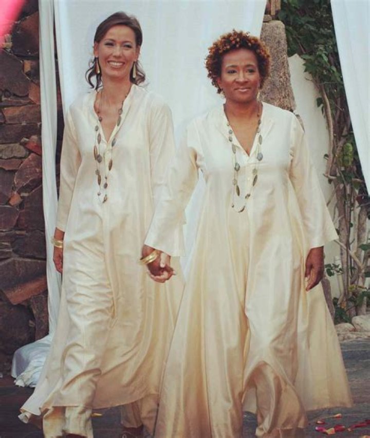 Wanda Sykes & Her Wife Alex Creative Emmys Date Night (PHOTOS