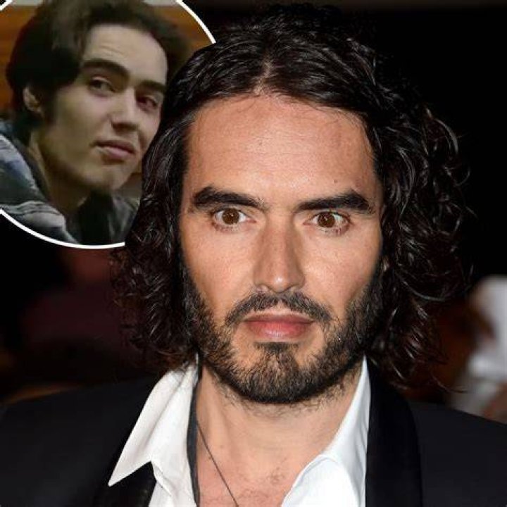 Watch a young Russell Brand star in an episode of The Bill in the 90s