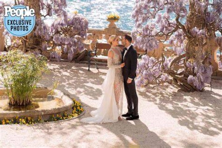 WATCH Alexandra Kay Brings Her Love Story To Life with Stunning