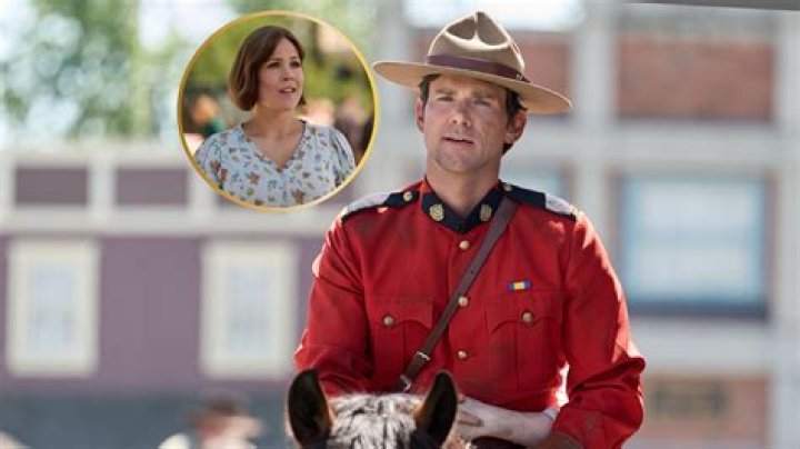 WCTH stars Erin Krakow & Ben Rosenbaum secretly got married? Here's the