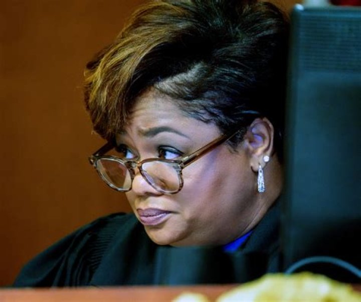 Week 3 of Judge Angela Stokes' trial starts with scheduling hitch