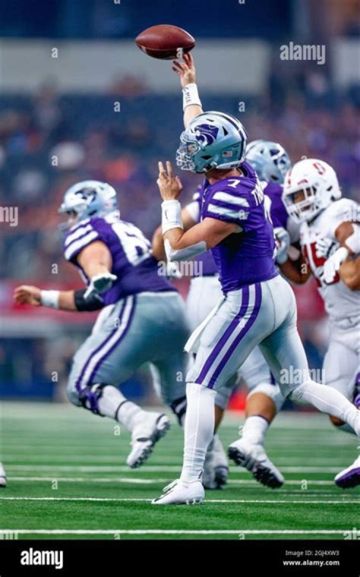 What Happened To Skylar Thompson? Kansas State quarterback Skylar Thompson Injury, Bio, Age, And Parents