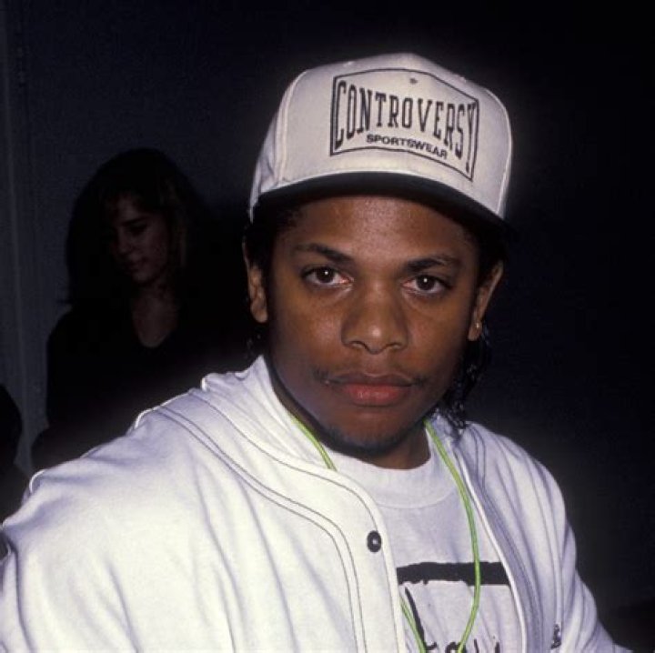 What is Eazy E's net worth?
