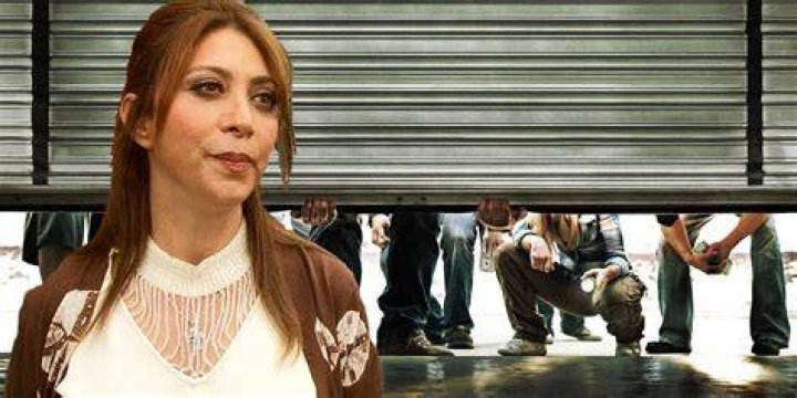What is Nabila Haniss Net Worth from Storage Wars? Her Husband and