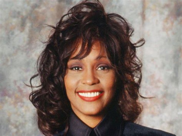 Whitney Houston Pictures, Style Icons Inspiration, Dionne Warwick, Edgy