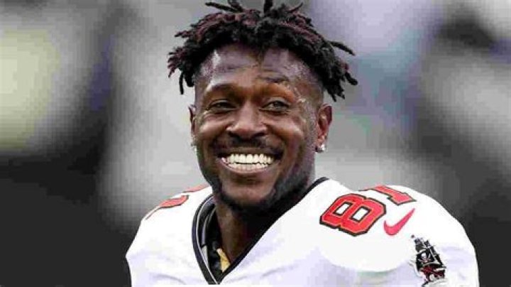 Who is Antonio Brown's wife? All about his dating life