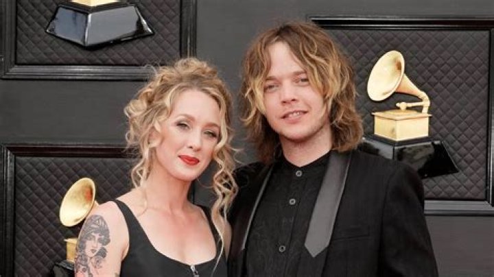 Who is Billy Strings Wife? Billy Strings Engaged To Ally Dale Texas
