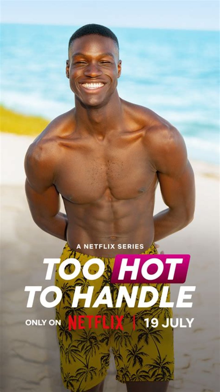 Who Is Carolina Mendoza? Meet The Stunning Model From The Cast Of Too Hot To Handle Latino Season On Instagram