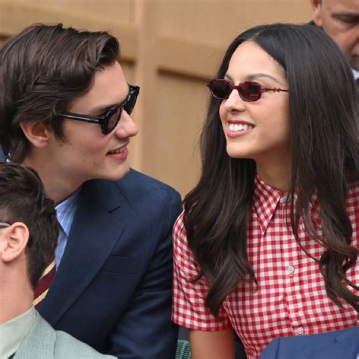 Who Is Emily Carver Romantically Linked To?