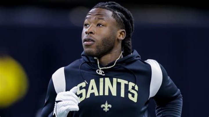 Who Is Garmai K. Momolu? Alvin Kamara Brother Wikipedia
