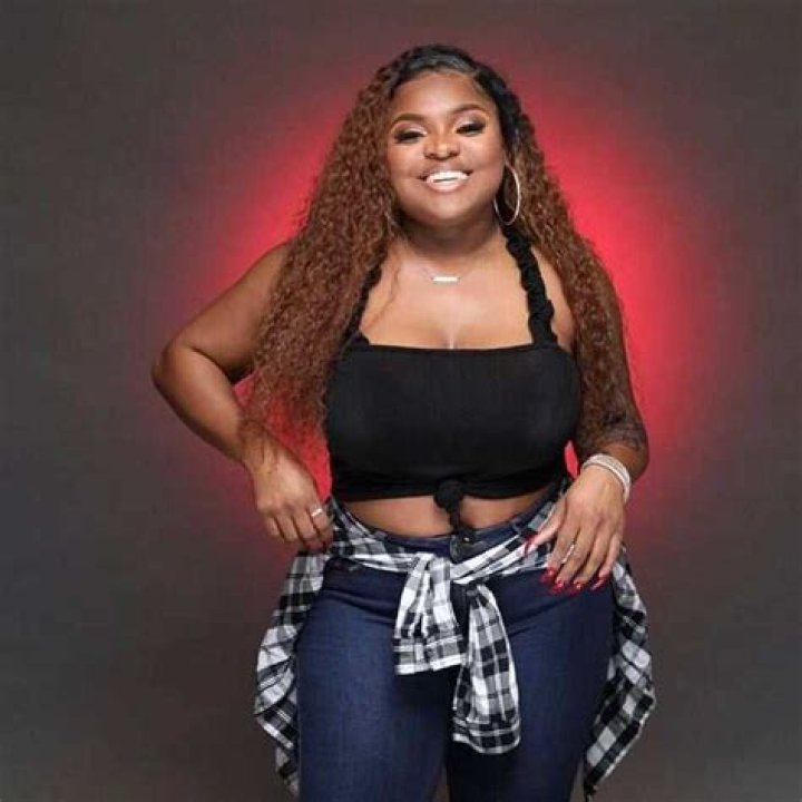Who is Inayah Lamis? Bio, age, hometown, net worth, songs, son Legit.ng