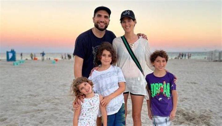 Who Is Jaclyn Stein? Ariel Helwani Wife Age Wikipedia Net Worth And