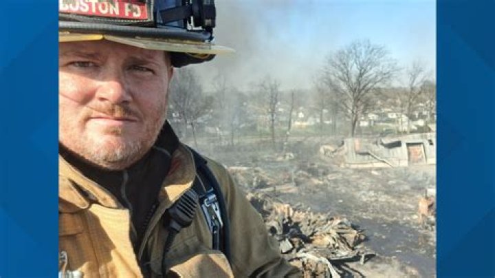 Who is Jason Gillenwater? Firefighter found dead after double stabbing