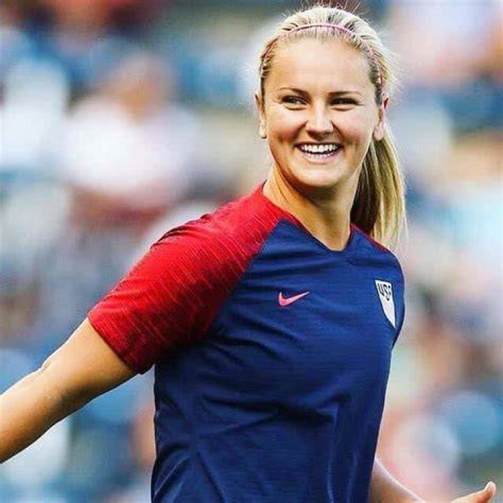 Who is Lindsey Horan's boyfriend? Soccer star dreams of going on 'adventures' with beau MEAWW