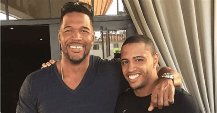 Who is Michael Strahan Jr.? Age, partner, mother, twin, height, college