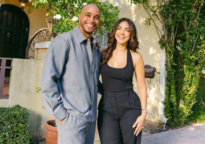 Who Is Ray Jimenez? Meet Eilyn Jimenez Husband: Married Life &amp; Age Gap
