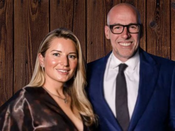 Who Is Scott Galloway Wife, Anne Galloway? Family And Net Worth In 2022