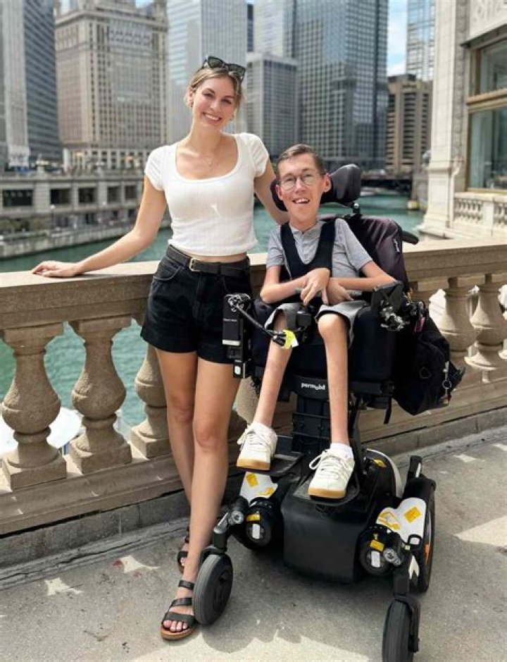Who Is Shane Lee Yaw Girlfriend? Learn About YouTube Star Relationship Status And Instagram Pictures