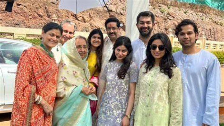 Who Is The Son Of Sushil Kumar Shinde? - Discover His Name