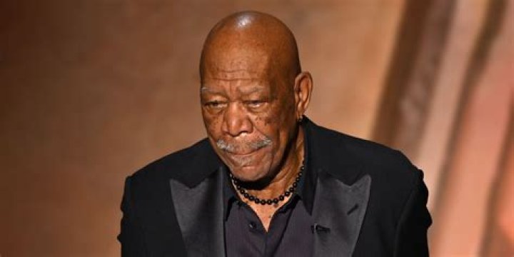 Why Freeman wore glove on his left hand at the Oscars