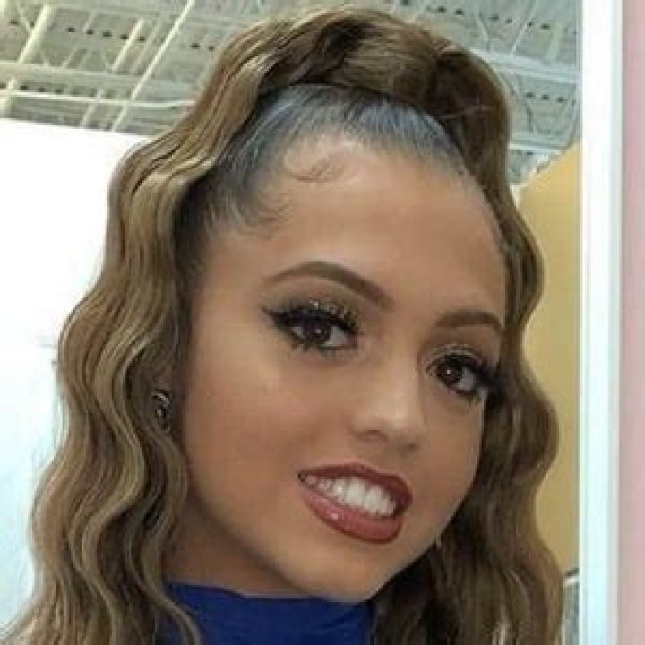 Woah Vicky Bio, Age, Wiki, Boyfriend, Net Worth, Height, Affair