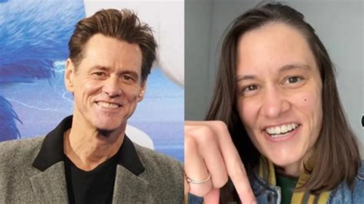 Woman who looks like Jim Carrey says it's 'very hard' to recreate his smile