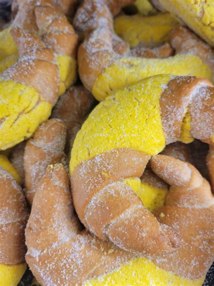 Yellow Cuernitos, Mexican Yellow Cuernitos, Pan Dulce, Mexican Sweet