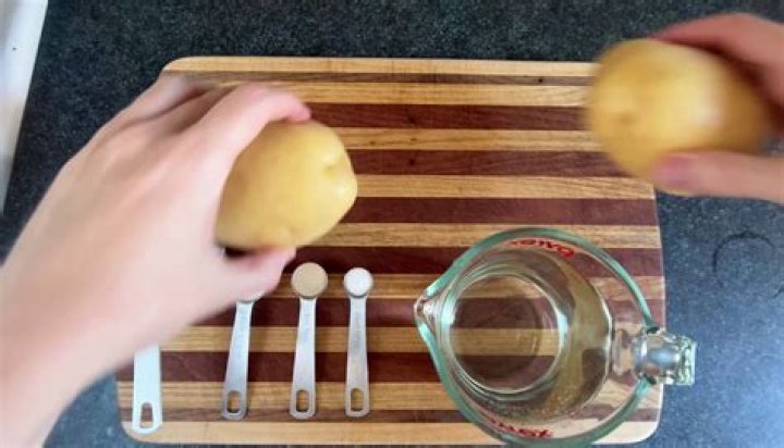 You Suck At Cooking Plugged In