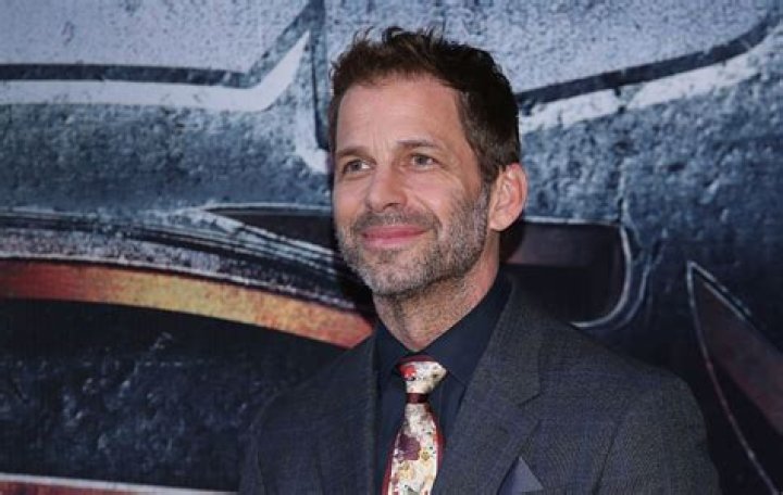 Zack Snyder's Yet Another Devoted Fan 214ed on Twitter "RT