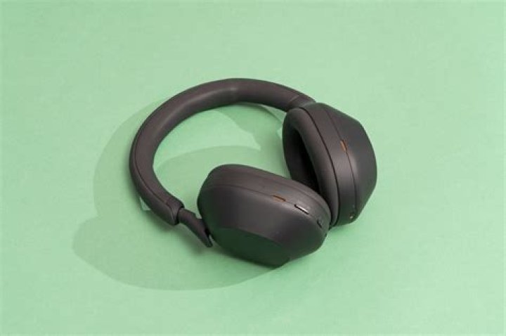 Zenvo Headphones Review Mr.JunkyChunky